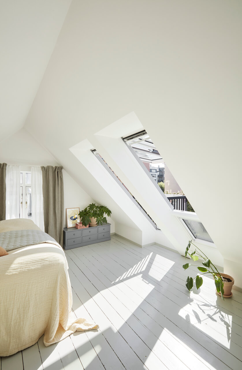 Sun coming to the bedroom from the roof windows.